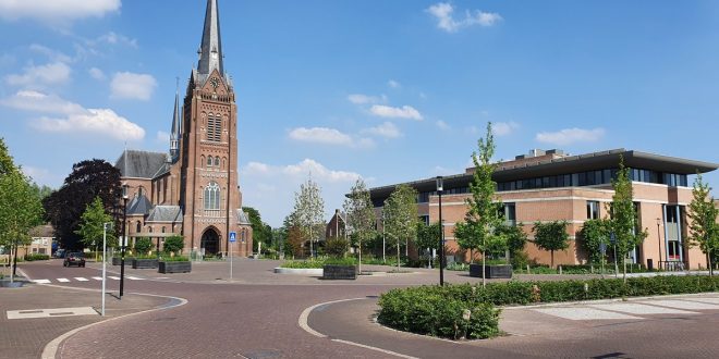 Opening van een nieuw centrum in Haaren