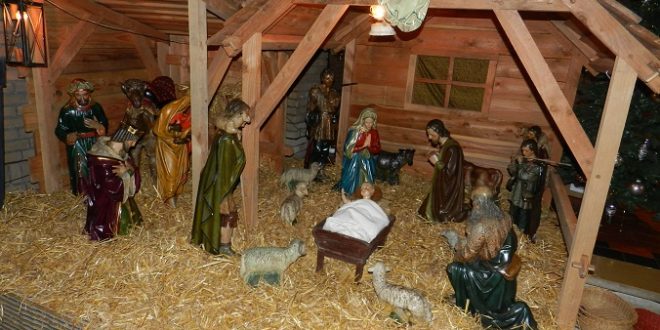 تقرير وصور قداديس أعياد الميلاد المجيد التي أقيمت في كنائس خورنة مار توما الرسول الكلدانية في هولندا