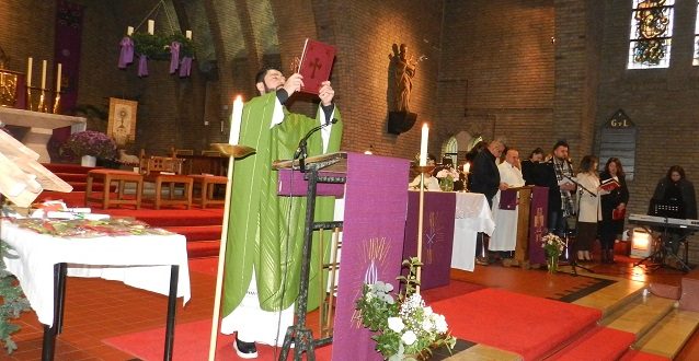 تقرير وصور التجمع الثقافي الخامس لخورنة مار توما الرسول الكلدانية في هولندا – كنيسة آسن تقرير وصور خاص بالخورنة: