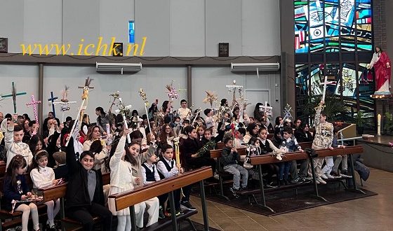 قداديس أحد الشعانين لخورنة مار توما الرسول في هولندا كنيستي هنكلوا و دوافن